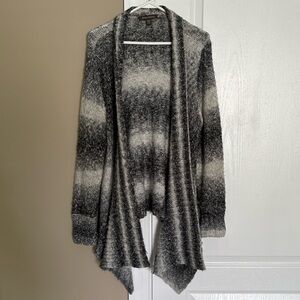 Tommy Bahama Women’s Striped Knit High-Low Cardigan Sweater. Size Large.